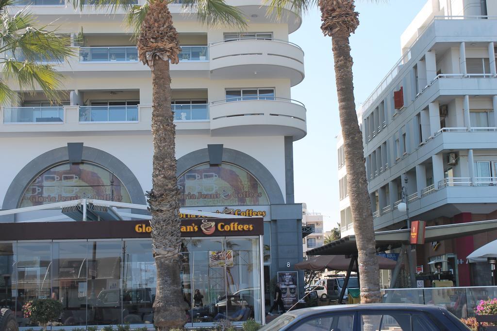 Mama Seaside Apartment Larnaca Exterior foto