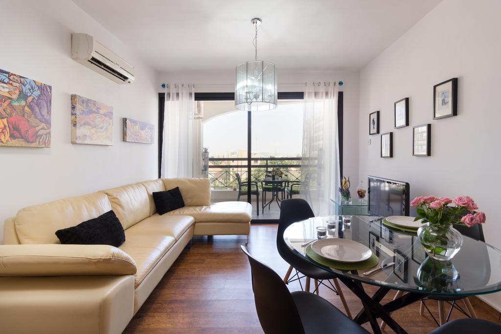 Mama Seaside Apartment Larnaca Exterior foto